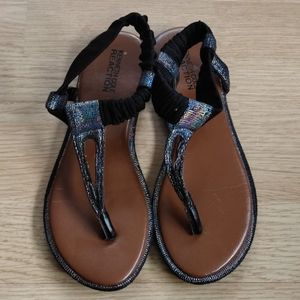 Kenneth Cole Reaction Girls Thong Sandals